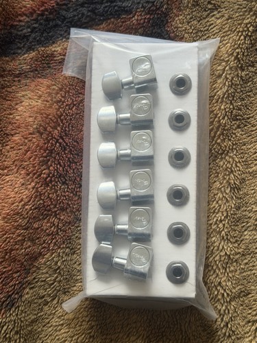 Fender tuning machine heads - tuning,